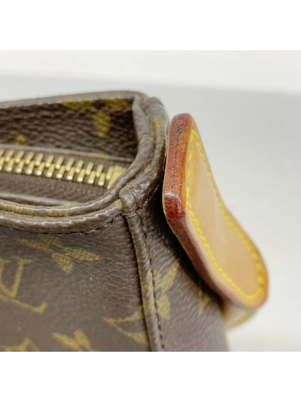 Louis Vuitton Shoulder Bag Monogram Looping MM Brown
